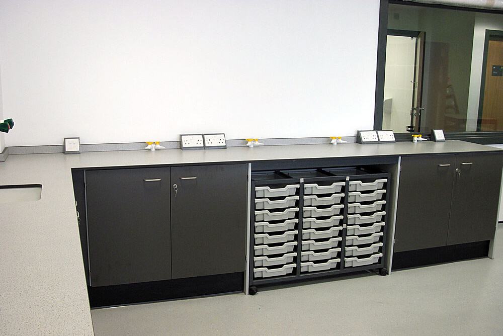 Science-laboratory-furniture-13