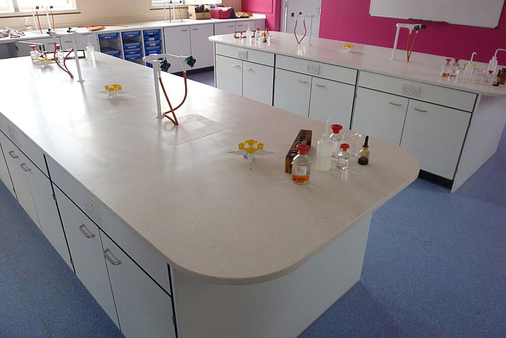 Science-laboratory-furniture-20